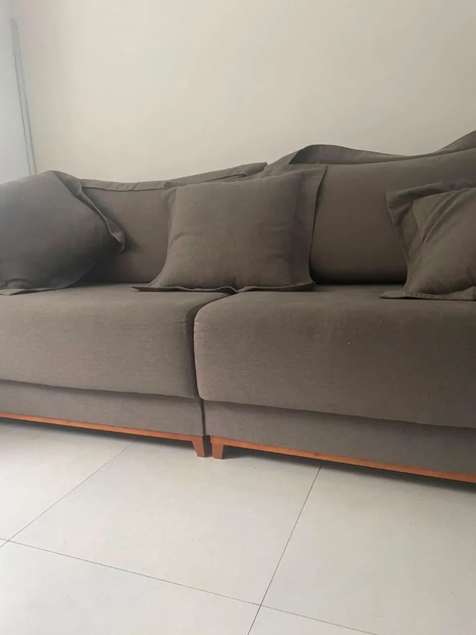 4-Seater Sofa - Habitato Brand - Model GREGUS494528936616273925