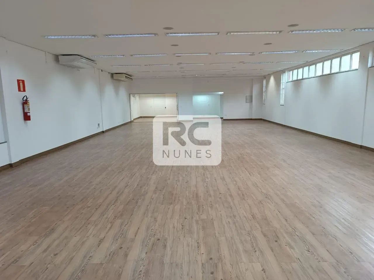 Andar corrido, com área 650 m²,no Bairro São Pedro, Belo Horizonte