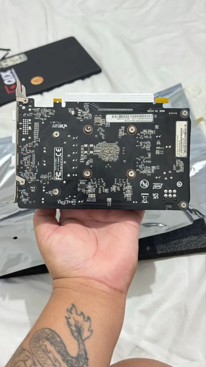 Placa de vídeo GeForce GTX 1650 4GB da marca Palit. - Placas de