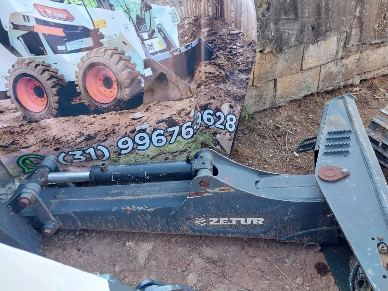 Braço para vala Zetur retirar peças - Foto 3