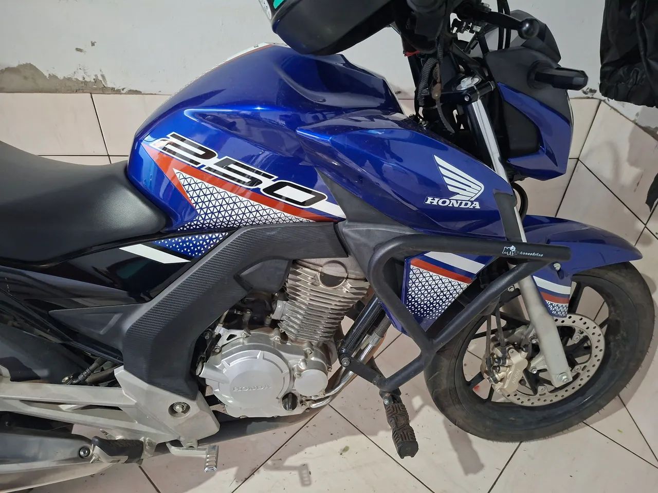 Vendo cb250cc  - Foto 5