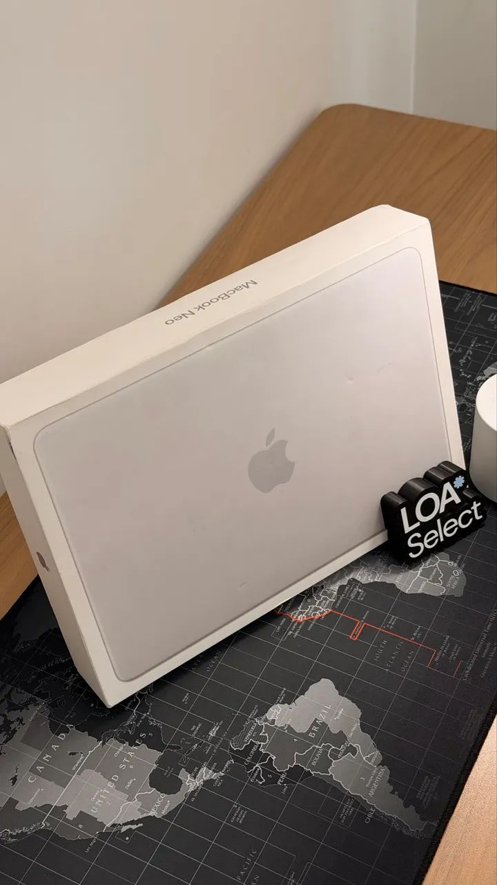 MacBook Neo Silver 8GB 256GB - Lacrado - Notebooks - Centro