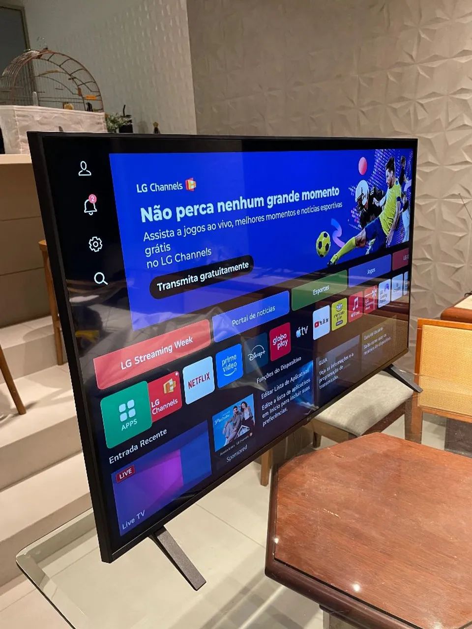 Smart TV LG 43'' UHD 4K com HDR10 Pro - Foto 2