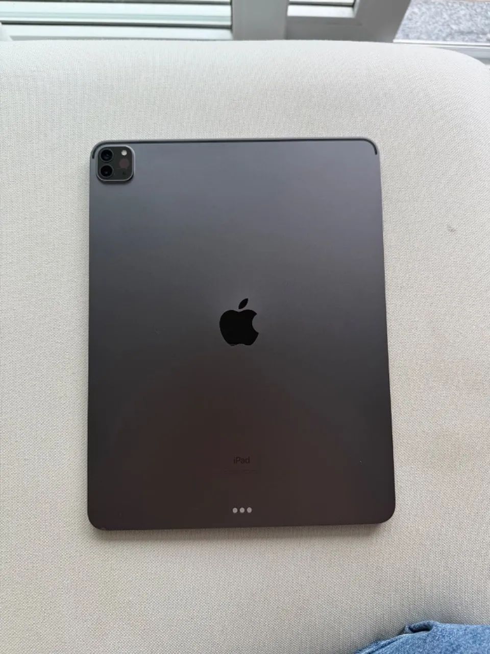 ipad pro m1 12.9 polegadas 128gb + magic keyboard