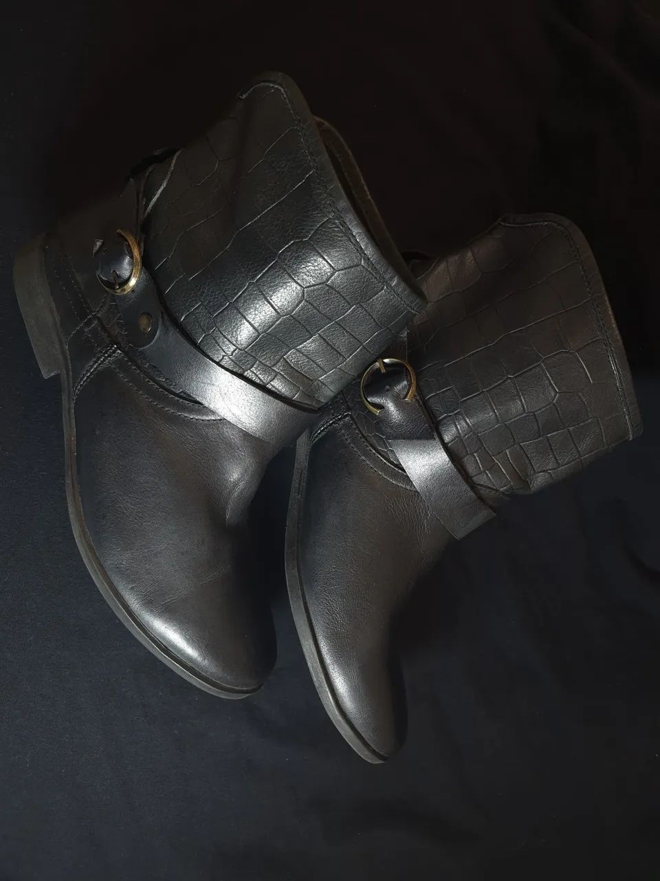 bota arezzo couro preta 35