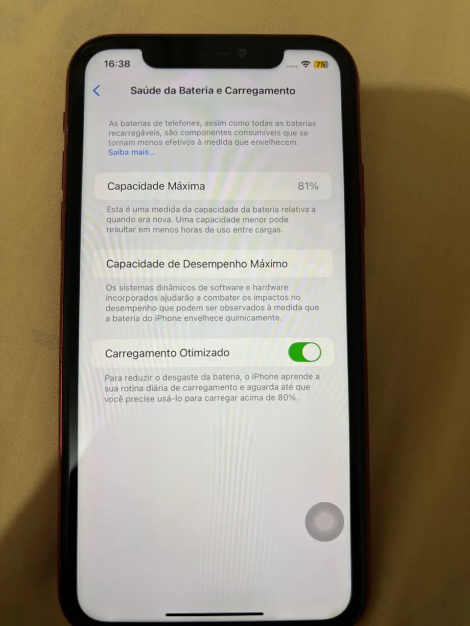 iPhone 11 red 64 Gb - Foto 2