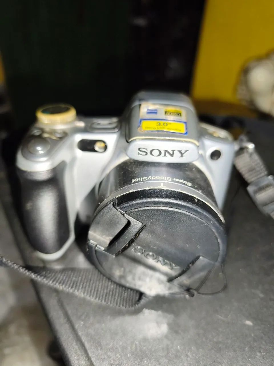 Câmera Sony dsc-h50 com defeito  - Foto 3