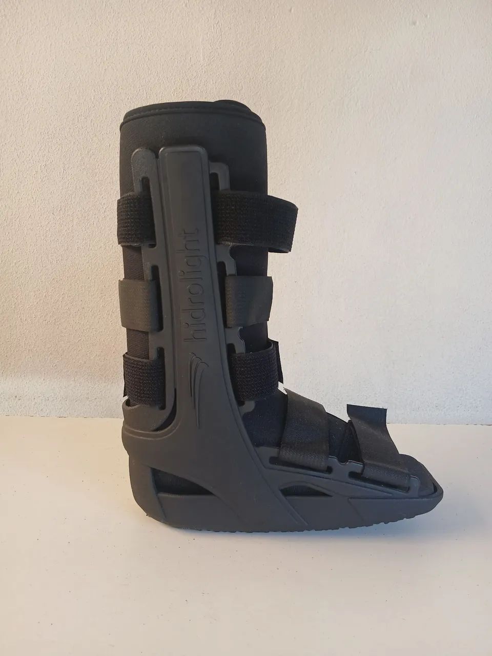 Bota Ortopédica + Muleta Axilar - Foto 5