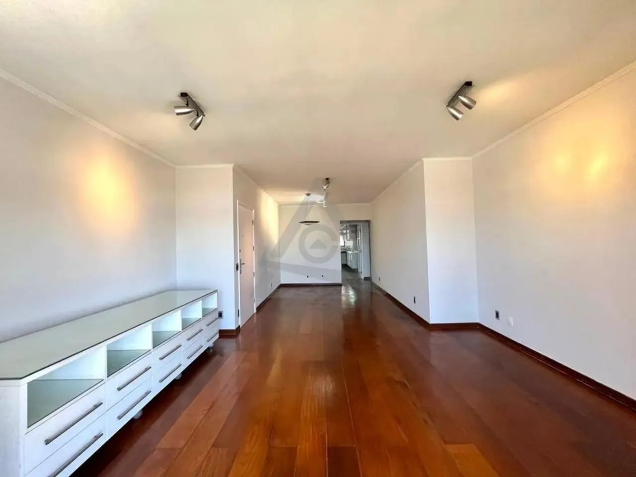 Apartamento para alugar em Campinas, Cambuí, com 3 quartos, com 129 m², Edifício Monte Car - Foto 5