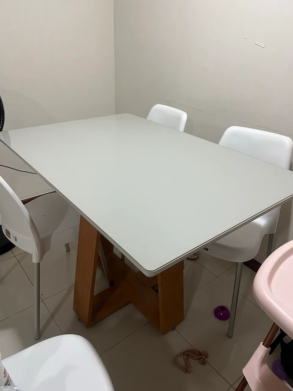 MESA DE JANTAR COM AVARIA 65570169065603120