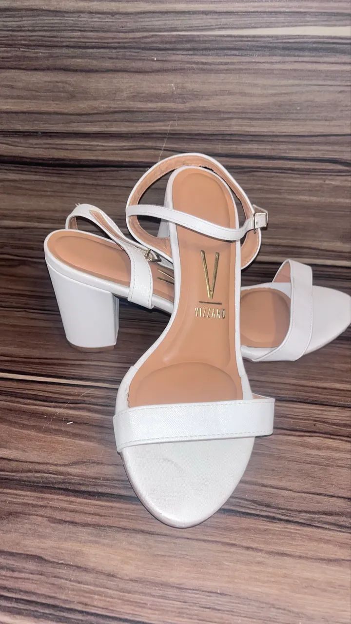Sandália Vizzano branca - Foto 5