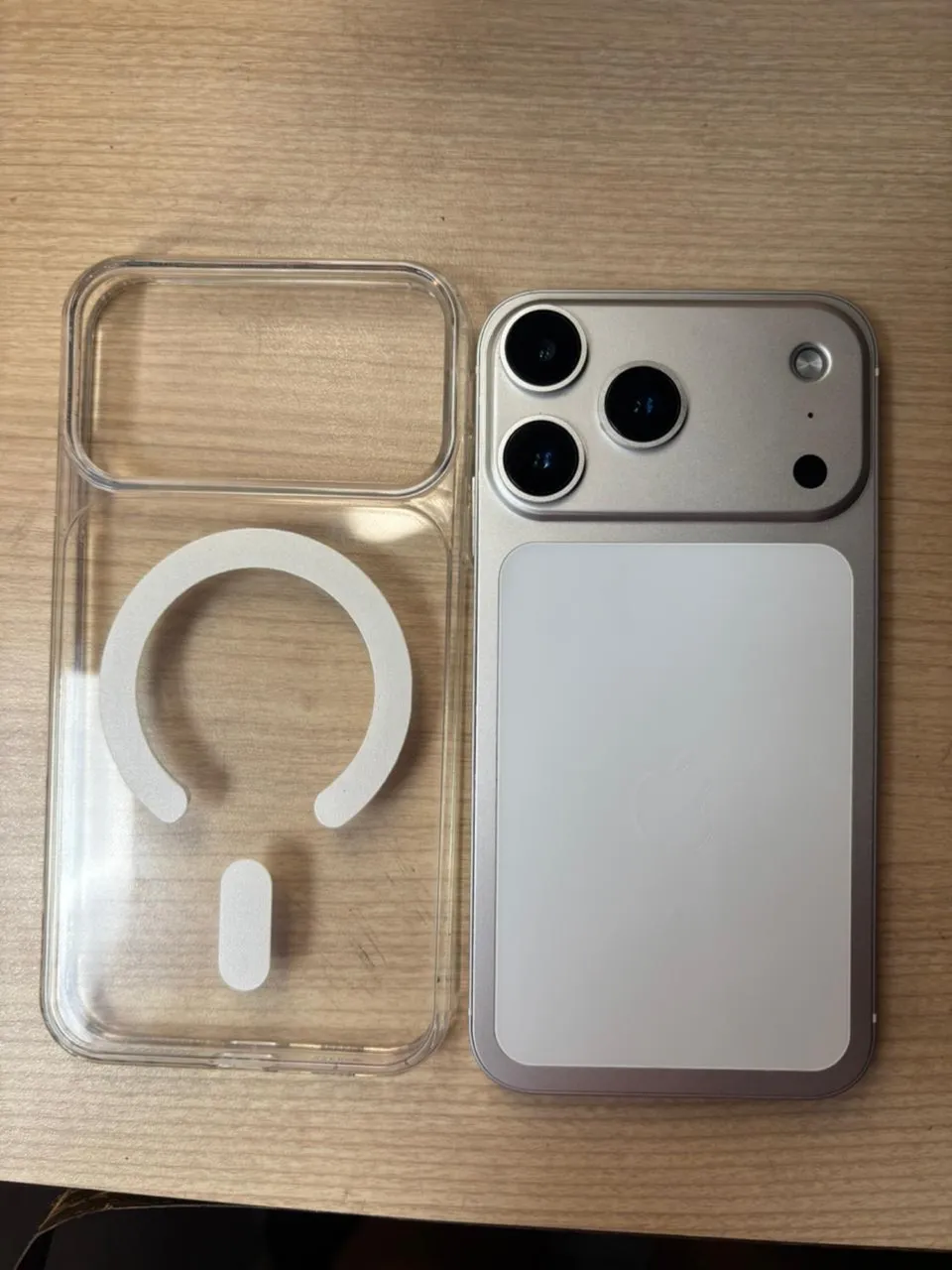 iPhone 11 128gb transformado 17Pro - Celulares e Smartphones