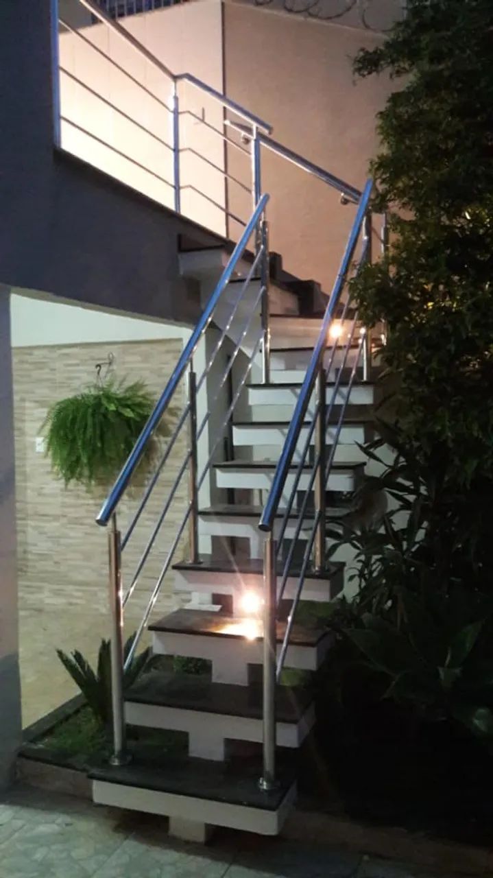 Corrimão e guarda corpo 