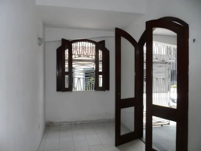 Casa em alameda fechada, térrea com 2 quartos sendo 1 suite, Marco