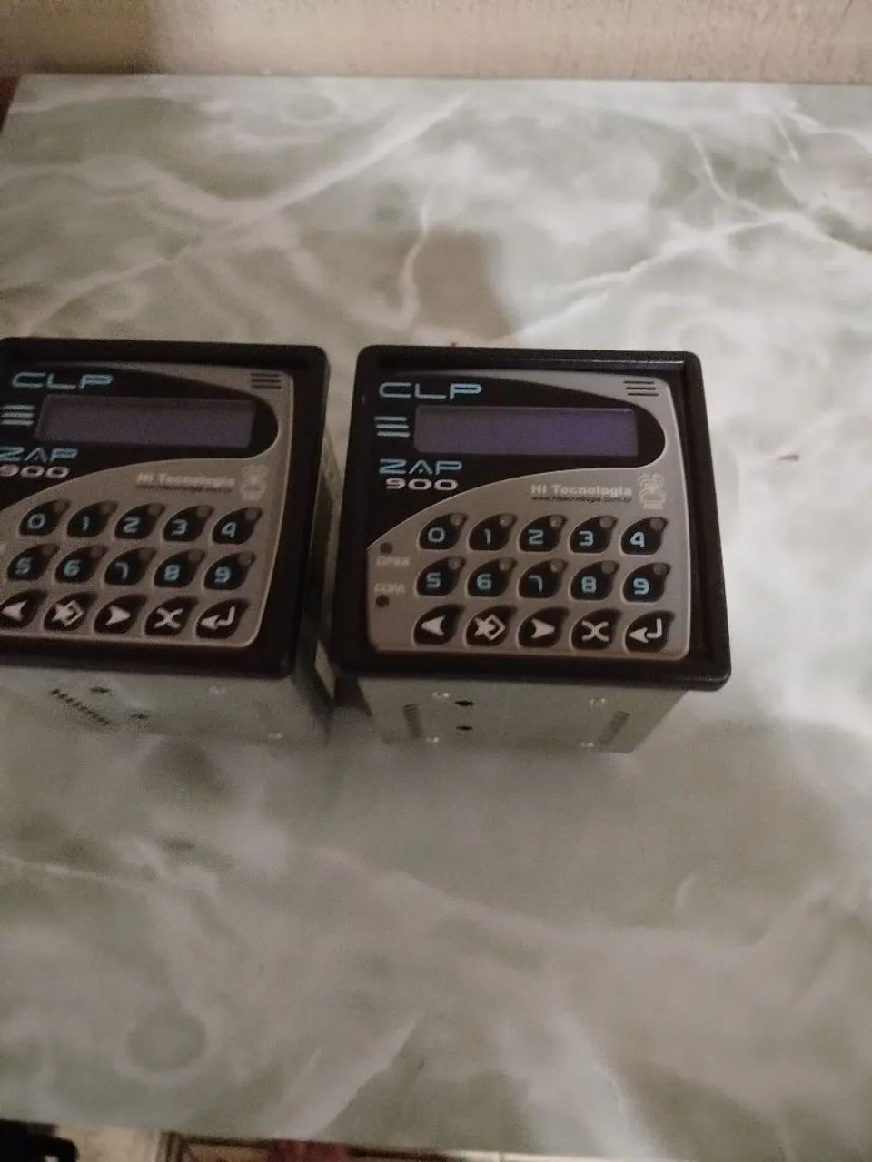  2 Modelo CLP ZAP 900