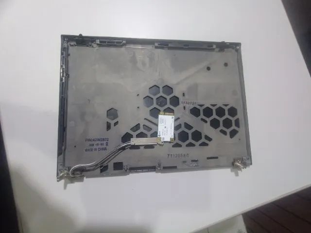 tampa da tela notebook lenovo thinkpad t61 - Foto 2