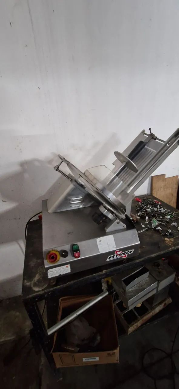 Fatiadora semi automática de frios - Foto 3