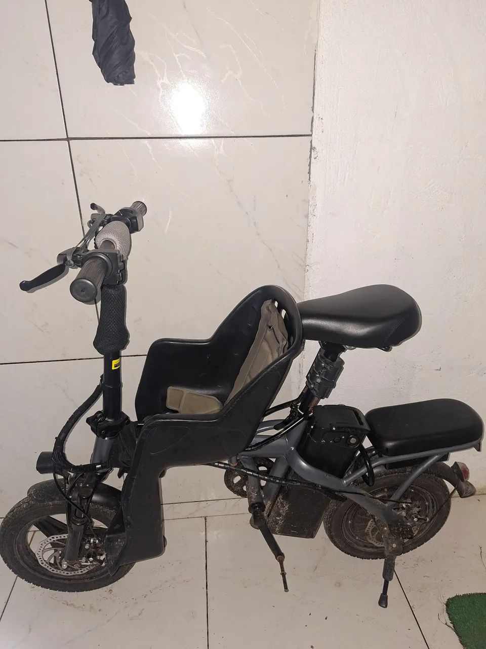 Bicicleta elétrica completa com Cadeirinha 