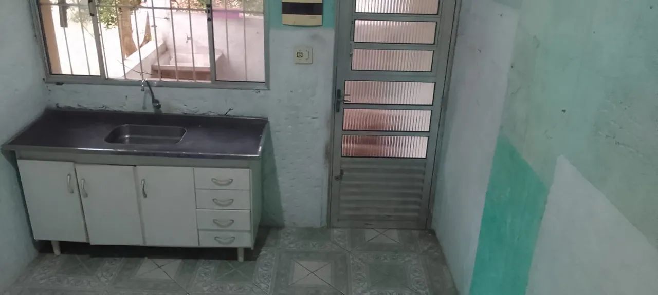 Terreno 10x25 com uma casinha  - Foto 7