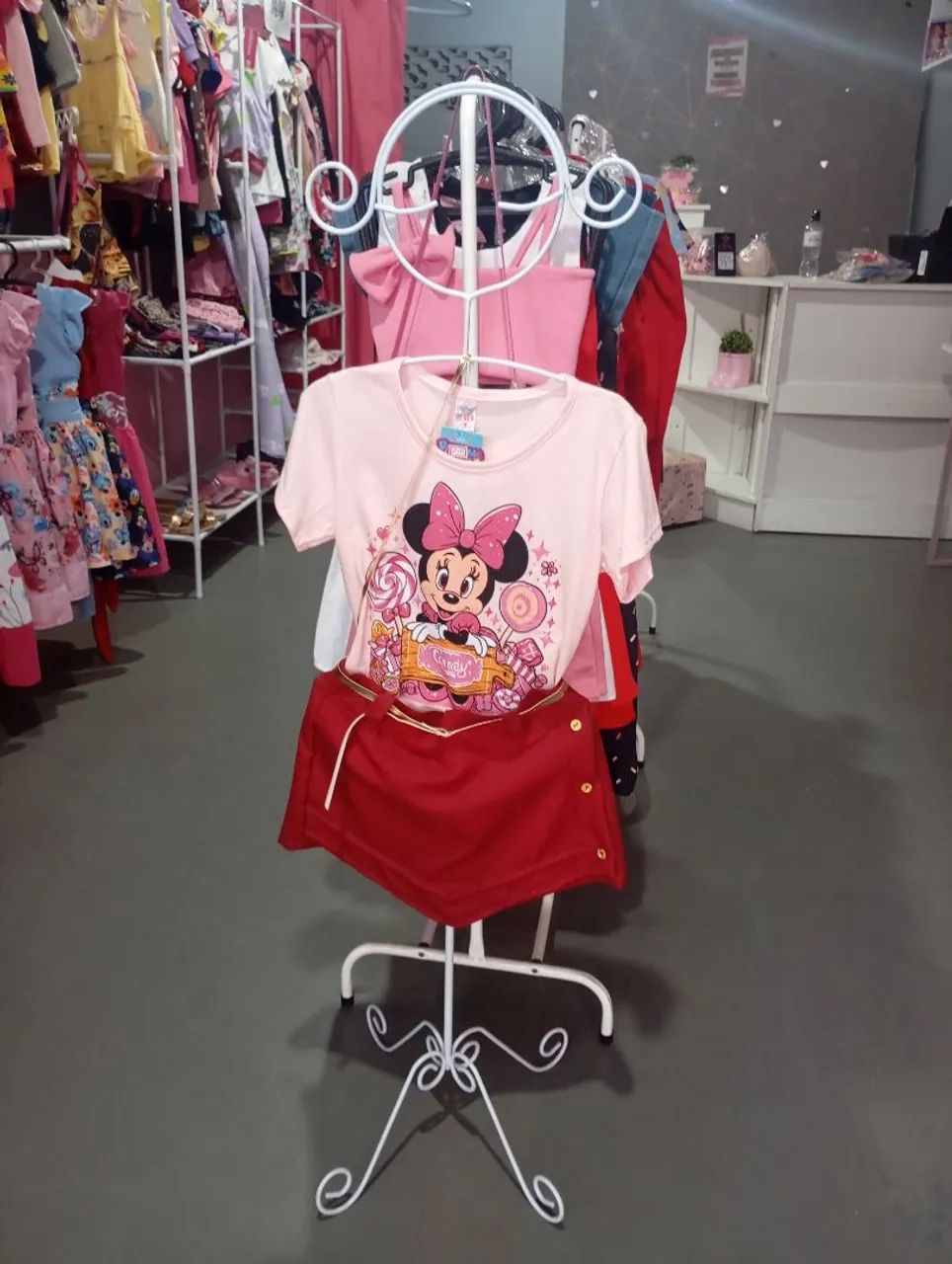 Vendo fundo de loja infantil completo  - Foto 4