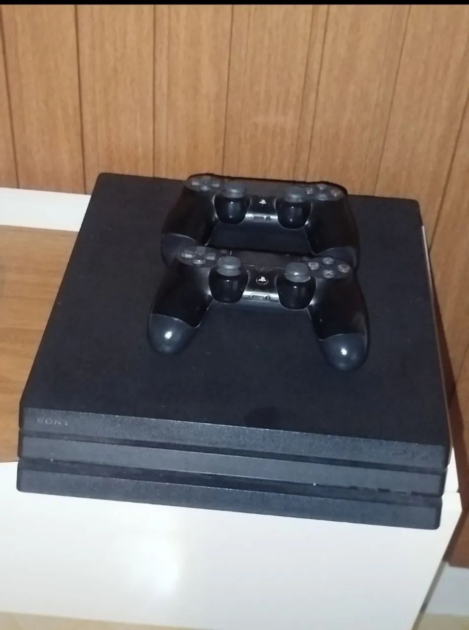 ? PS4 em Ótimo Estado - Pronto para Jogar!