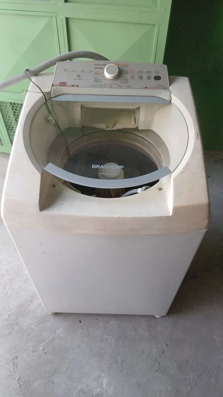 Máquina de lavar e secar