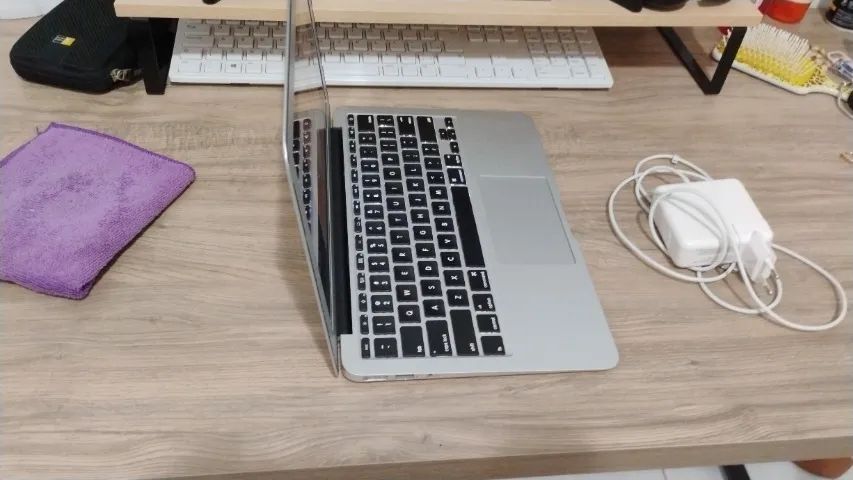 MacBook Air Early 2015 - Foto 5