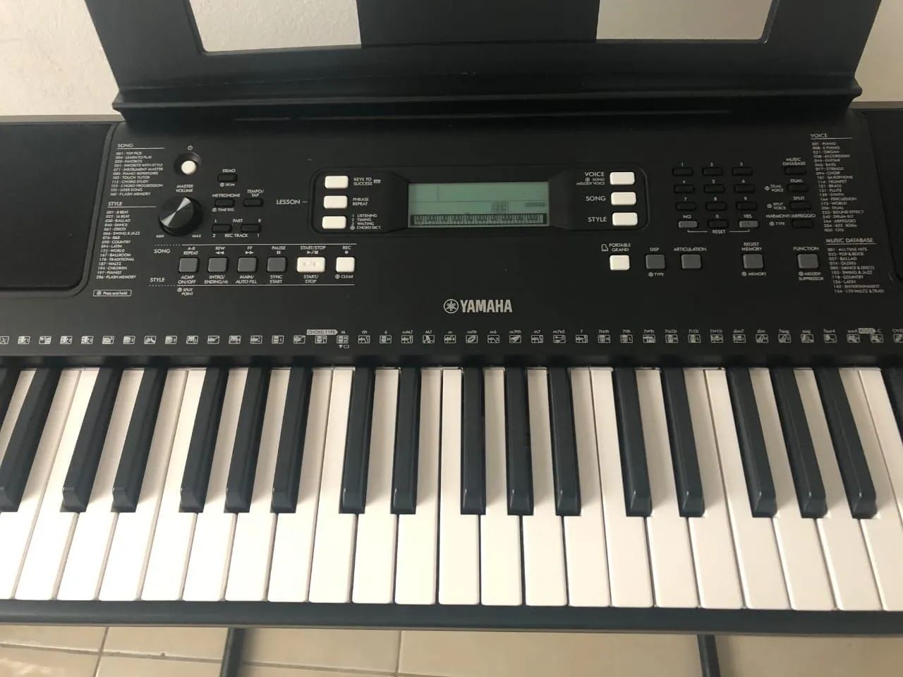 Teclado Yamaha PSR-E373 - Foto 3