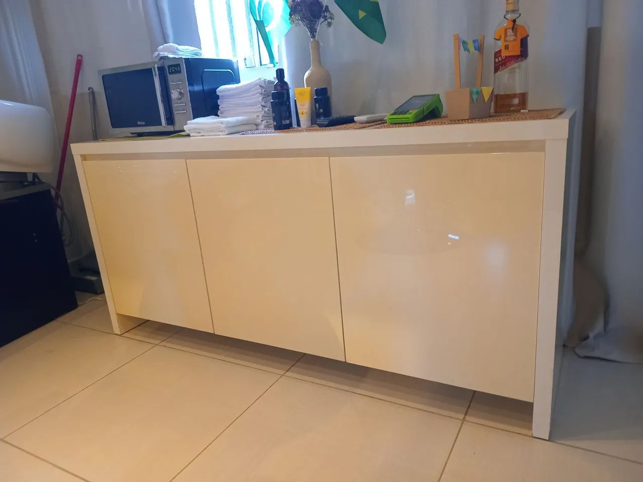 Buffet Laqueado Branco
