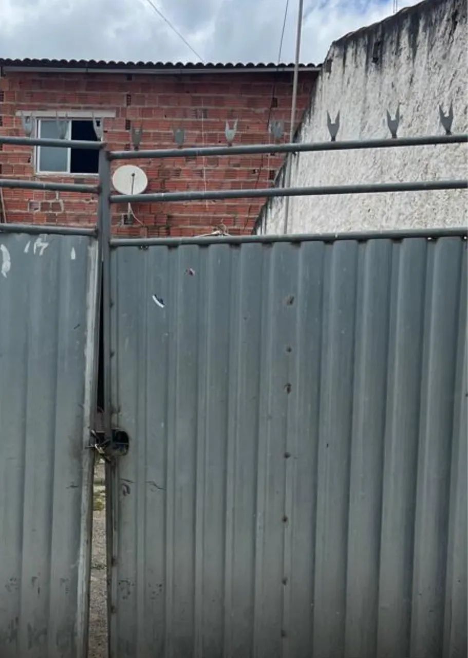 Casa 8x21 para Comércio em Capim Grosso 