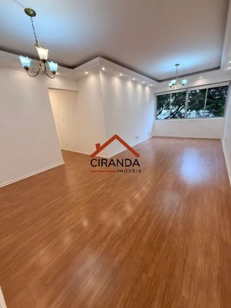 Apartamento reformado com 02 dormitórios, 01 Wc e 01 Vaga. - Foto 3