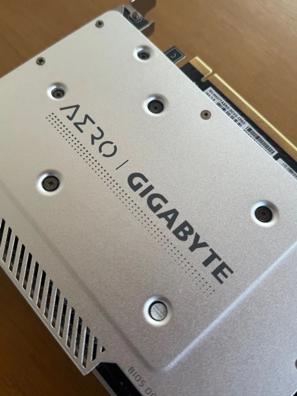 Gigabyte GeForce RTX 4070 Ti AERO OC 12G - Foto 3