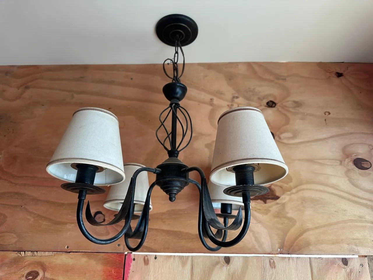 Lustre de ferro - Foto 3