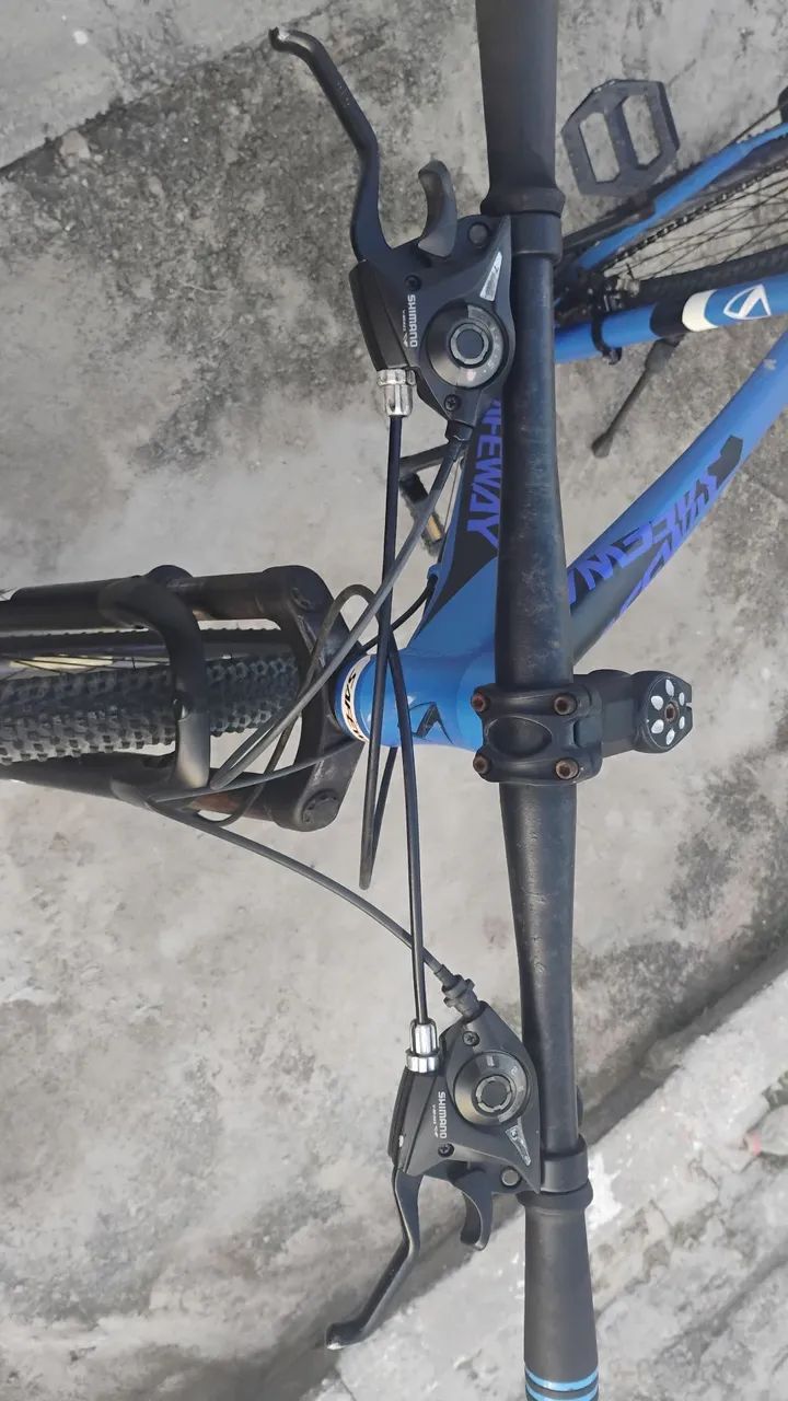 Bicicleta semi nova aro 29 - Foto 5