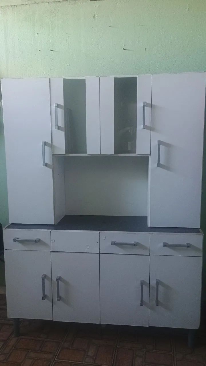 Vendo armário