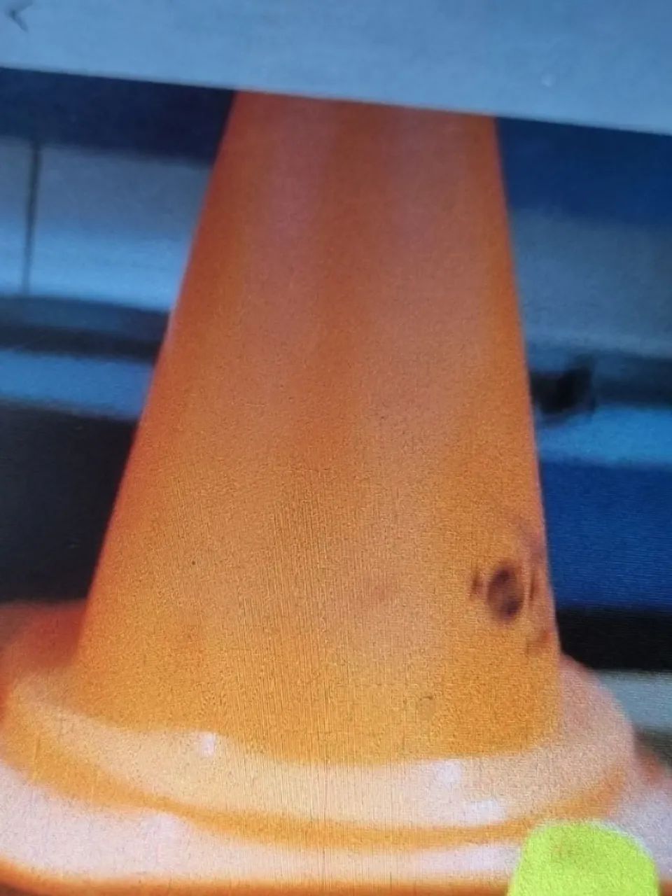 Cone de academia tenho 9  em perfeito estado - Foto 3