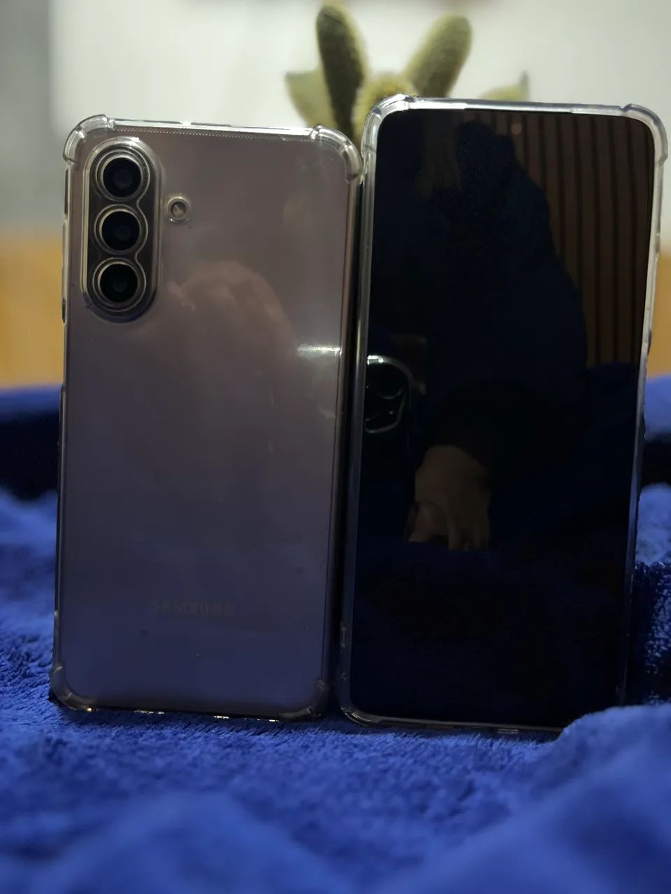 Troco 2 celulares novos por iPhone 13 - Foto 4