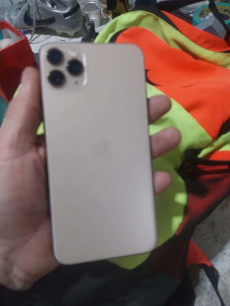Vendo iPhone 11 Pro Max 64 g  - Foto 2