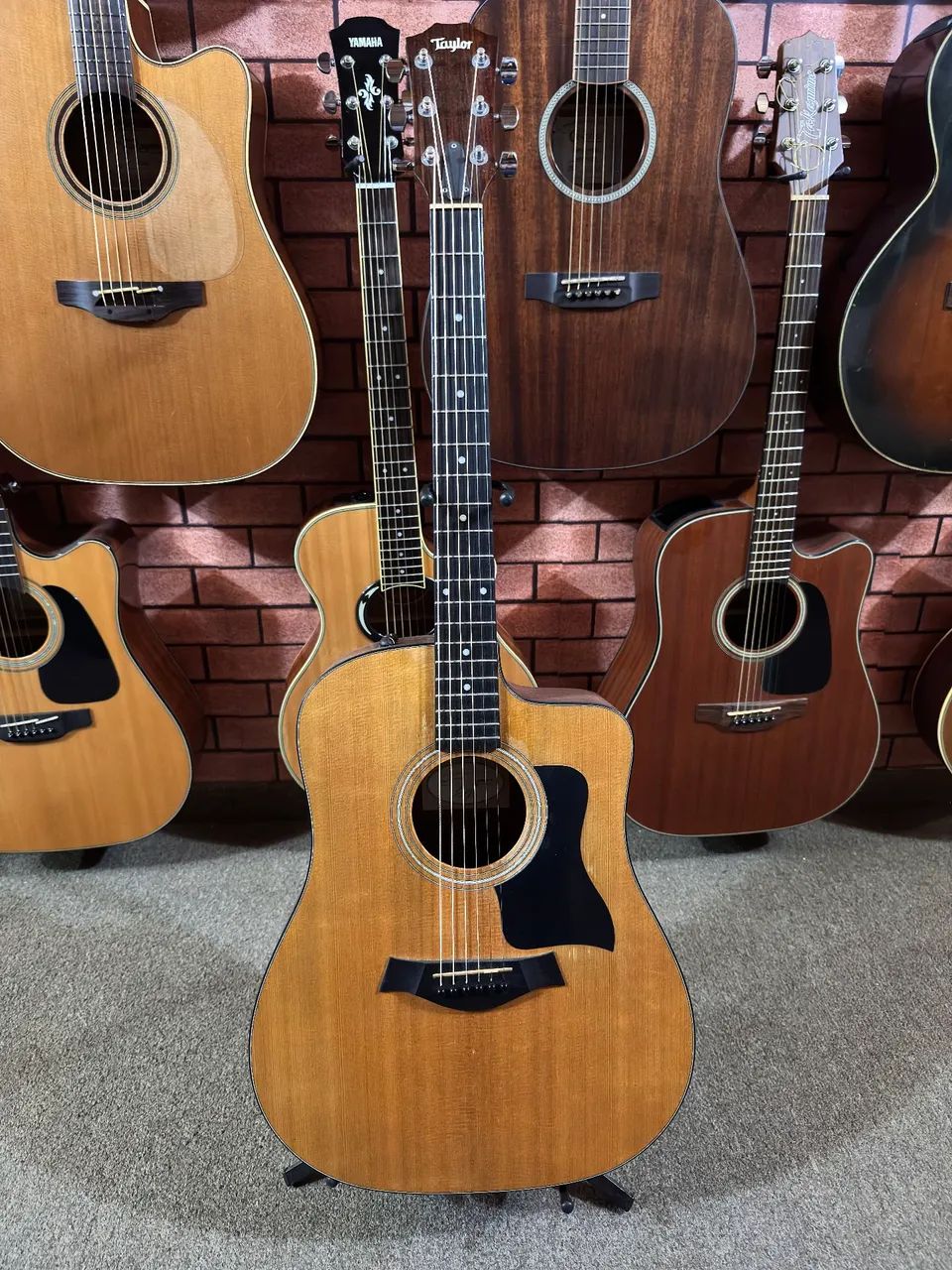 Violão Taylor 110ce folk elétrico Es1 elixir regulado ANALISO TROCAS