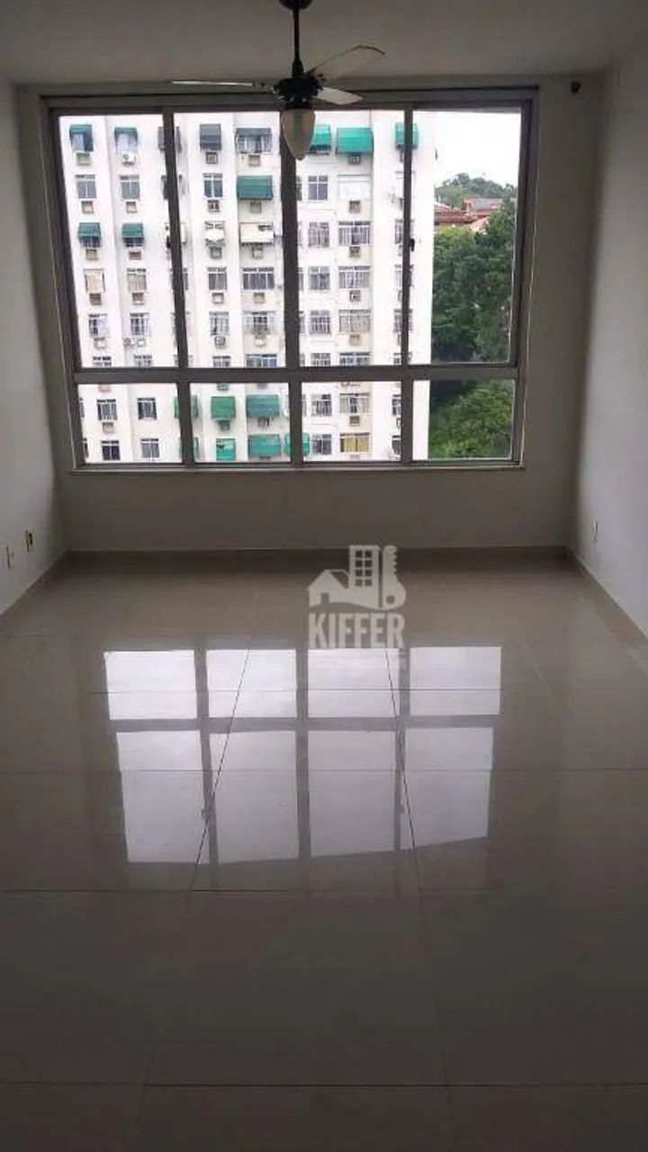 Apartamento 2 Quartos com Vaga no Fonseca