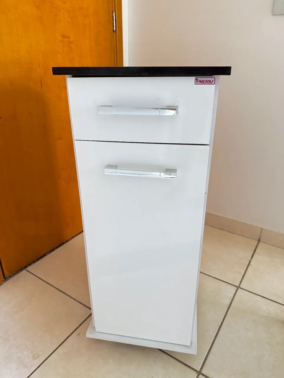 Balcão ISIS Simples Branco - 1 Porta e 1 Gaveta  - Foto 5