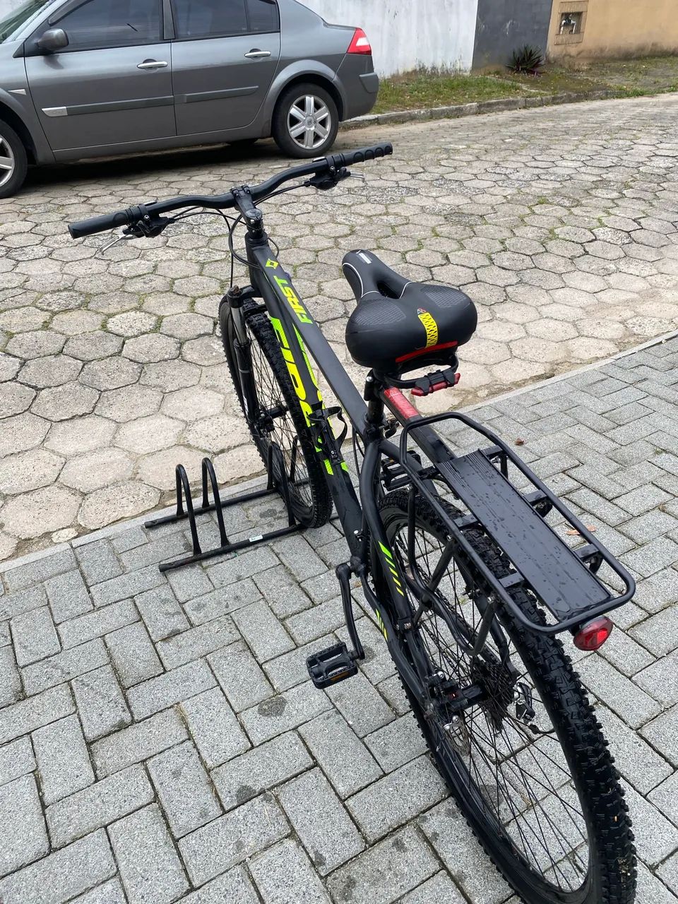 VENDE-SE BICICLETA FIRST ARO 29  - Foto 2