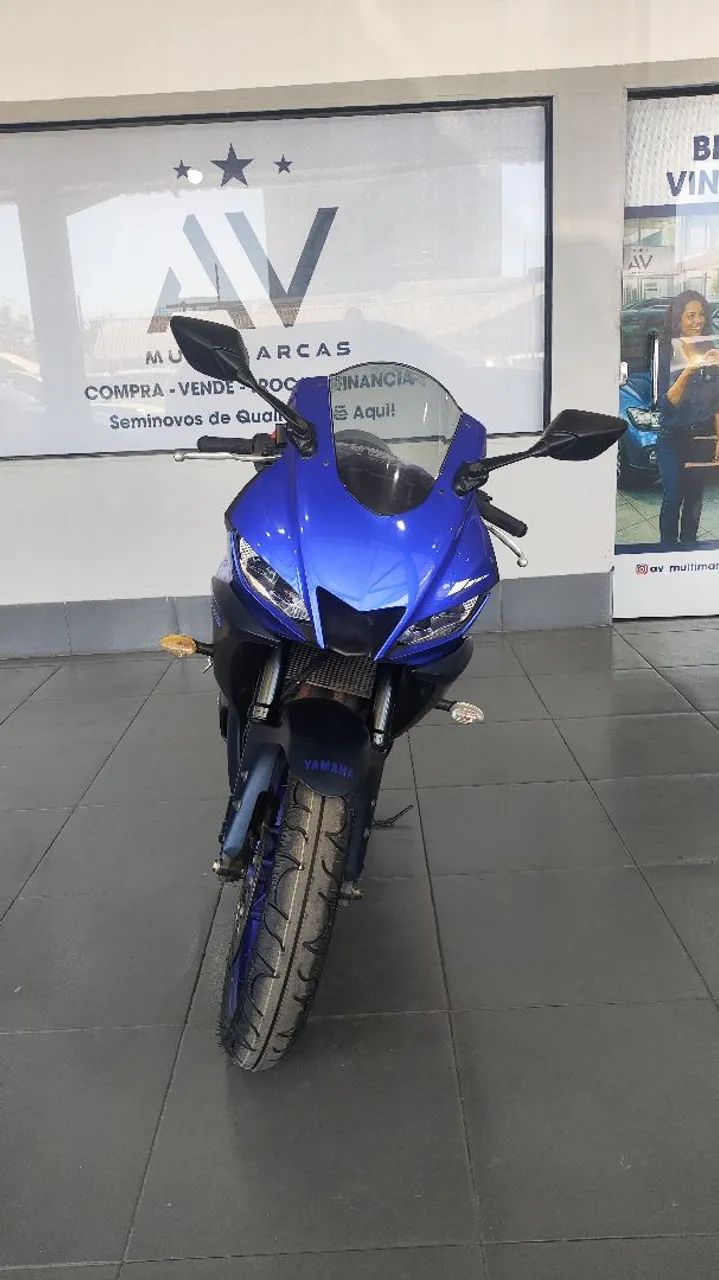 Yamaha R3 ABS 2023 - Foto 2
