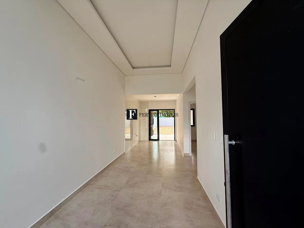 Casa nova com amplo espaço de terreno - Foto 4