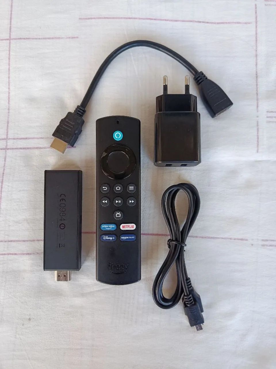 Amazon Fire TV Stick HD 2a Ger. - Streaming de Alta Qualidade  - Foto 2