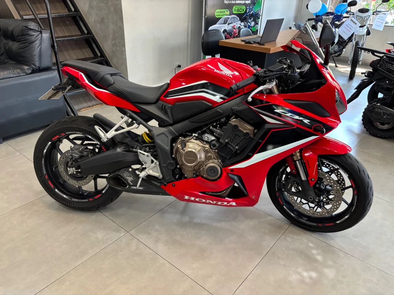 Honda CBR 650 R - Foto 4
