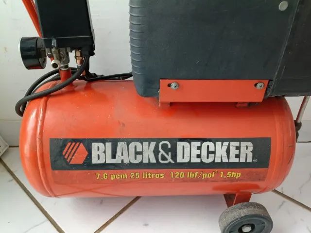 COMPRESSOR DE AR BLACK E DECKER 120 LIBRAS (USADO) - Foto 3