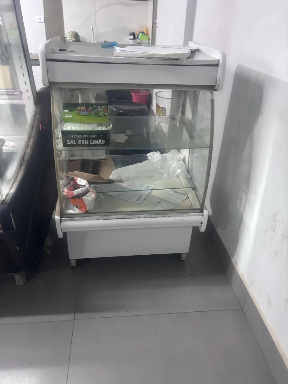Pratieleiras usadas 
