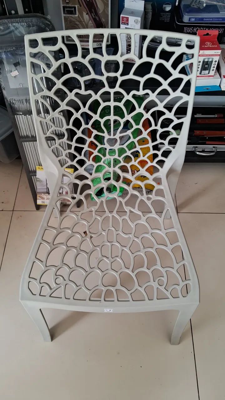 Cadeira de Plástico super reforçada 