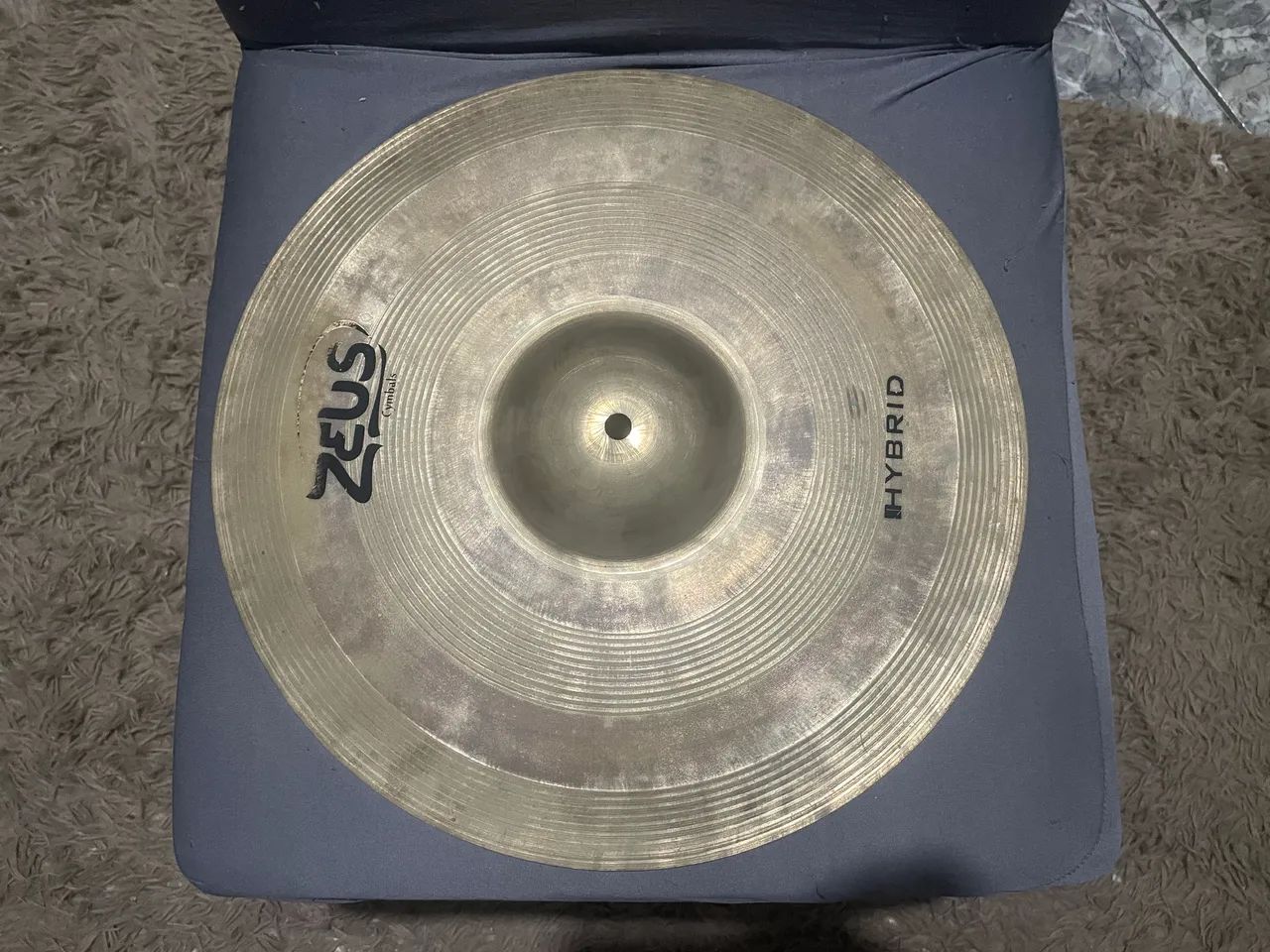 Pratos crash 18, 16 Zeus custom, 16 Hybrid - Instrumentos musicais